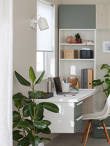optimisez votre espace de travail à paris avec nos solutions d'aménagement de bureaux à domicile : design, ergonomie et productivité assurés pour télétravailleurs et professionnels.