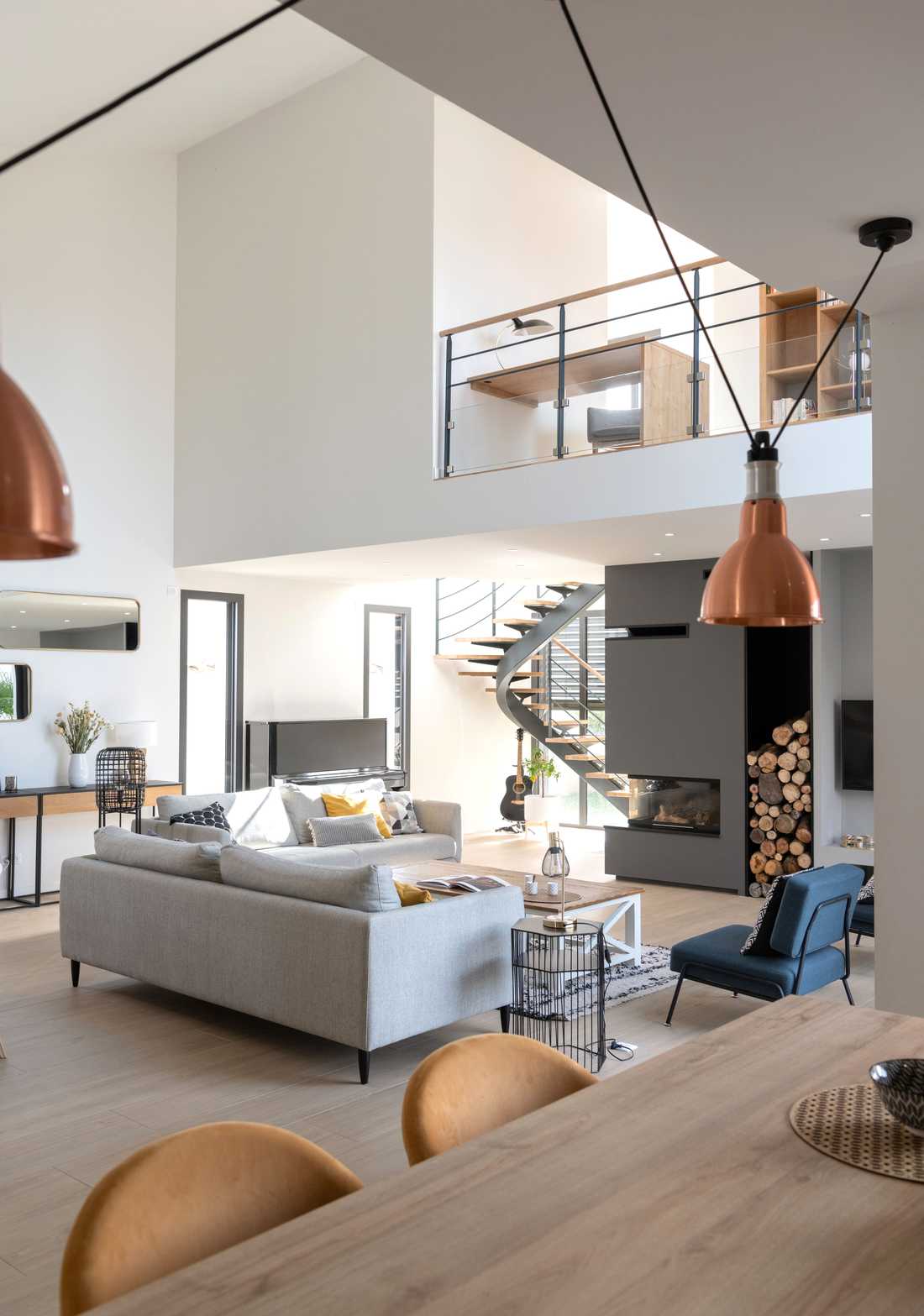 découvrez des solutions d'aménagement intérieur sur mesure dans le 75005. transformez votre espace de vie avec style et fonctionnalité grâce à nos experts en design d'intérieur.