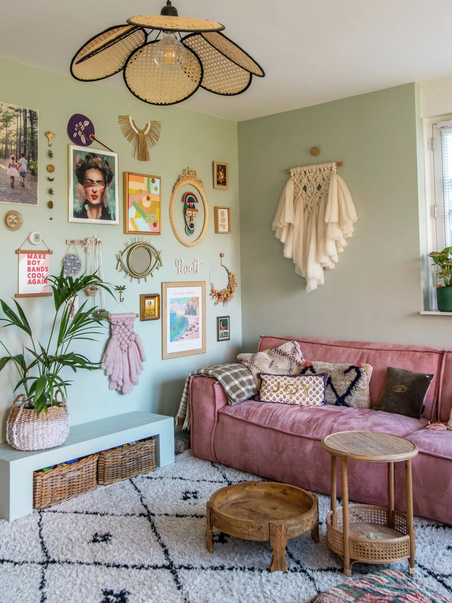 découvrez nos solutions d’aménagement intérieur pour les familles à paris 5 : optimisation de l’espace, rangements sur-mesure et décoration conviviale pour un intérieur pratique et élégant.