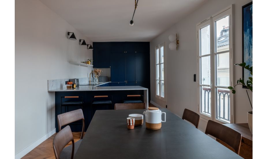 découvrez des solutions d'aménagement intérieur sur mesure à paris 5. transformez votre espace de vie avec style et fonctionnalité grâce à nos experts en design d'intérieur.