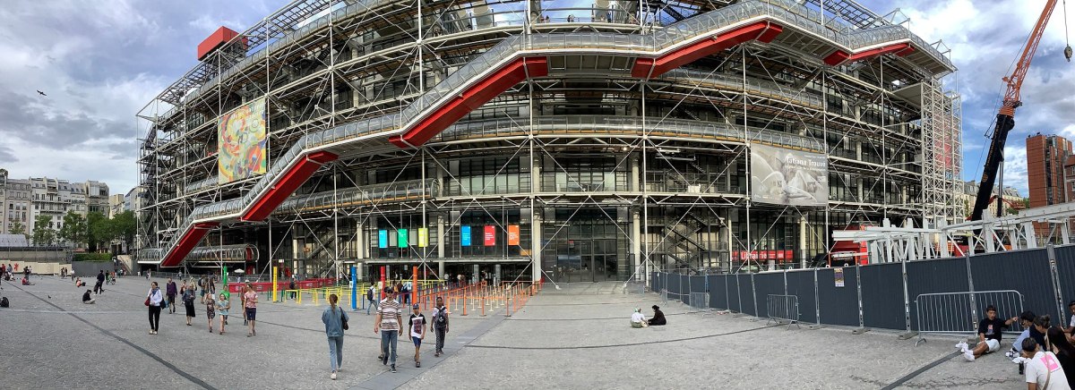 découvrez la collaboration inédite entre l'arabie saoudite et le centre pompidou : projet culturel d'envergure mêlant art moderne, expositions et échanges entre institutions pour promouvoir la création artistique internationale.