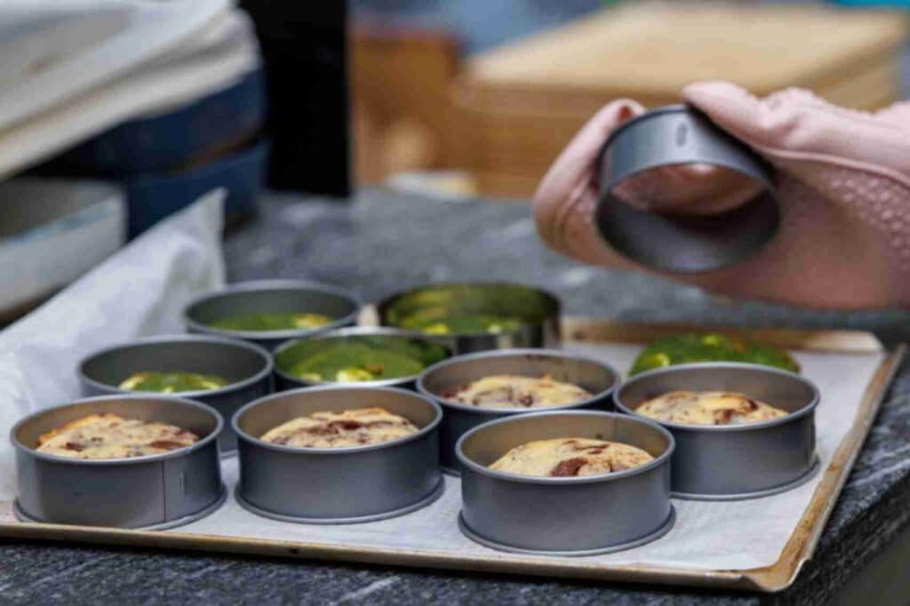 découvrez les artisans du 5e arrondissement de paris (75005) qui allient savoir-faire et passion. que vous recherchiez un artisan menu artisan, peintre ou plombier, trouvez le professionnel qu'il vous faut pour vos projets. qualité, proximité et tradition au cœur de la capitale.