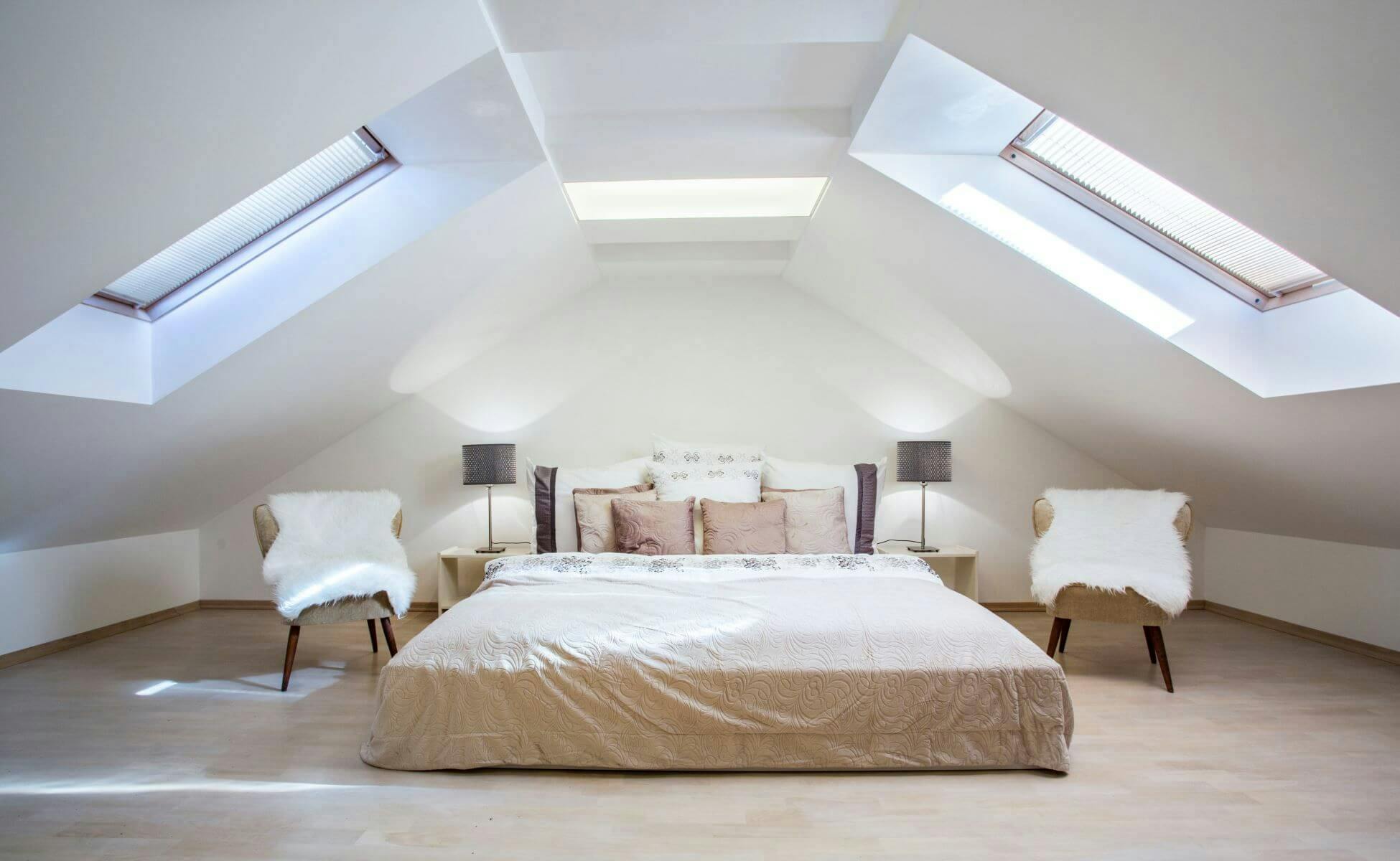 besoin d’un artisan pour la rénovation de combles à paris 75005 ? profitez d’un accompagnement sur-mesure et de travaux de qualité pour transformer vos espaces sous combles en véritable pièce à vivre.