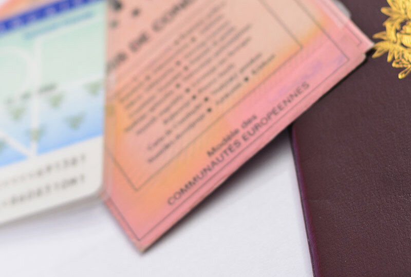 obtenez toutes les informations pour faire ou renouveler votre carte d'identité et passeport à la mairie du 5e arrondissement : démarches, pièces à fournir, horaires et prise de rendez-vous.