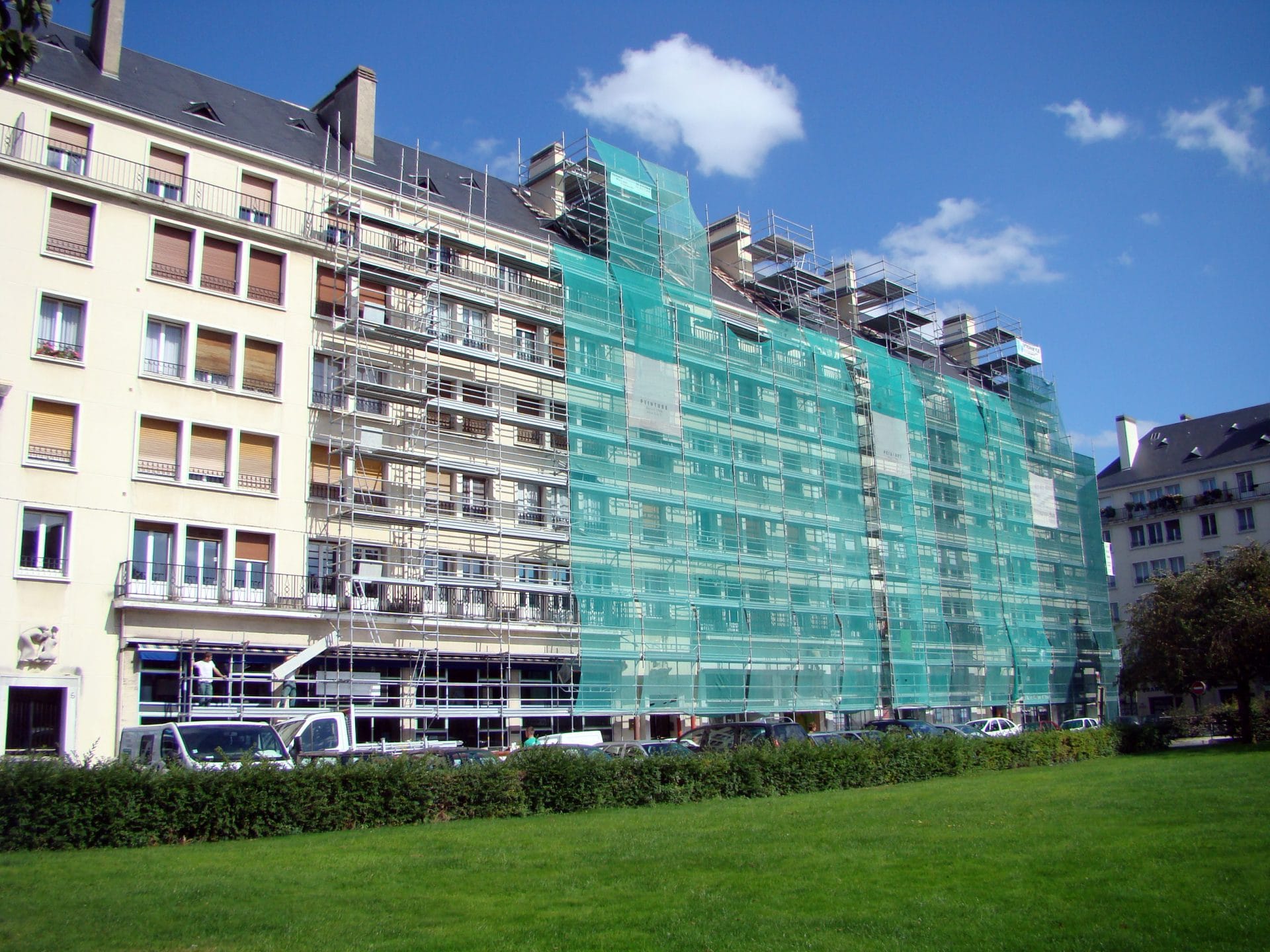 découvrez les coûts de démolition et de rénovation à paris 75005 : conseils, tarifs moyens, facteurs à considérer et astuces pour optimiser votre budget travaux dans le 5ème arrondissement.