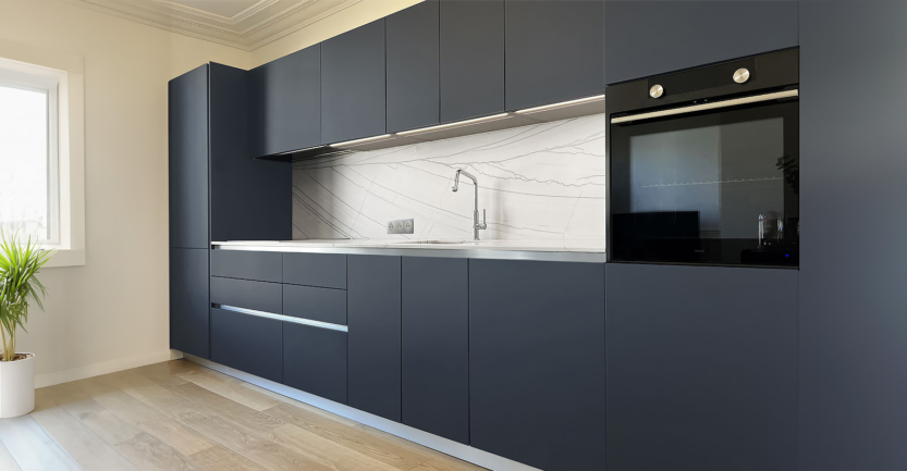 découvrez des cuisines sur mesure à paris 5, alliant design élégant et fonctionnalité. transformez votre espace avec des solutions personnalisées adaptées à vos besoins et à votre style. contactez-nous pour une consultation gratuite !