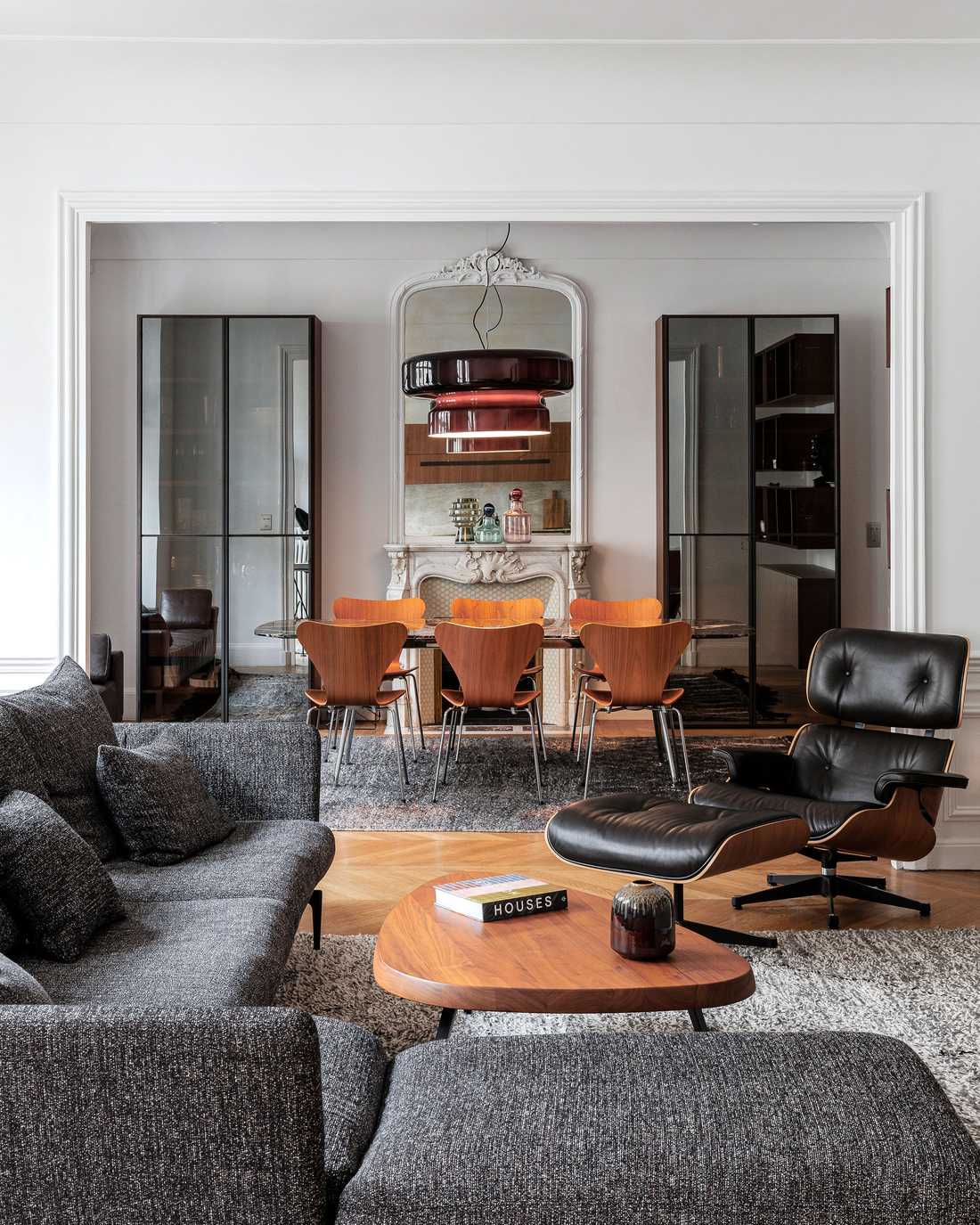 faites appel à un décorateur spécialisé en rénovation de studios à paris 75005. optimisez votre petit espace avec des solutions sur-mesure, esthétiques et fonctionnelles pour un intérieur tendance et personnalisé.