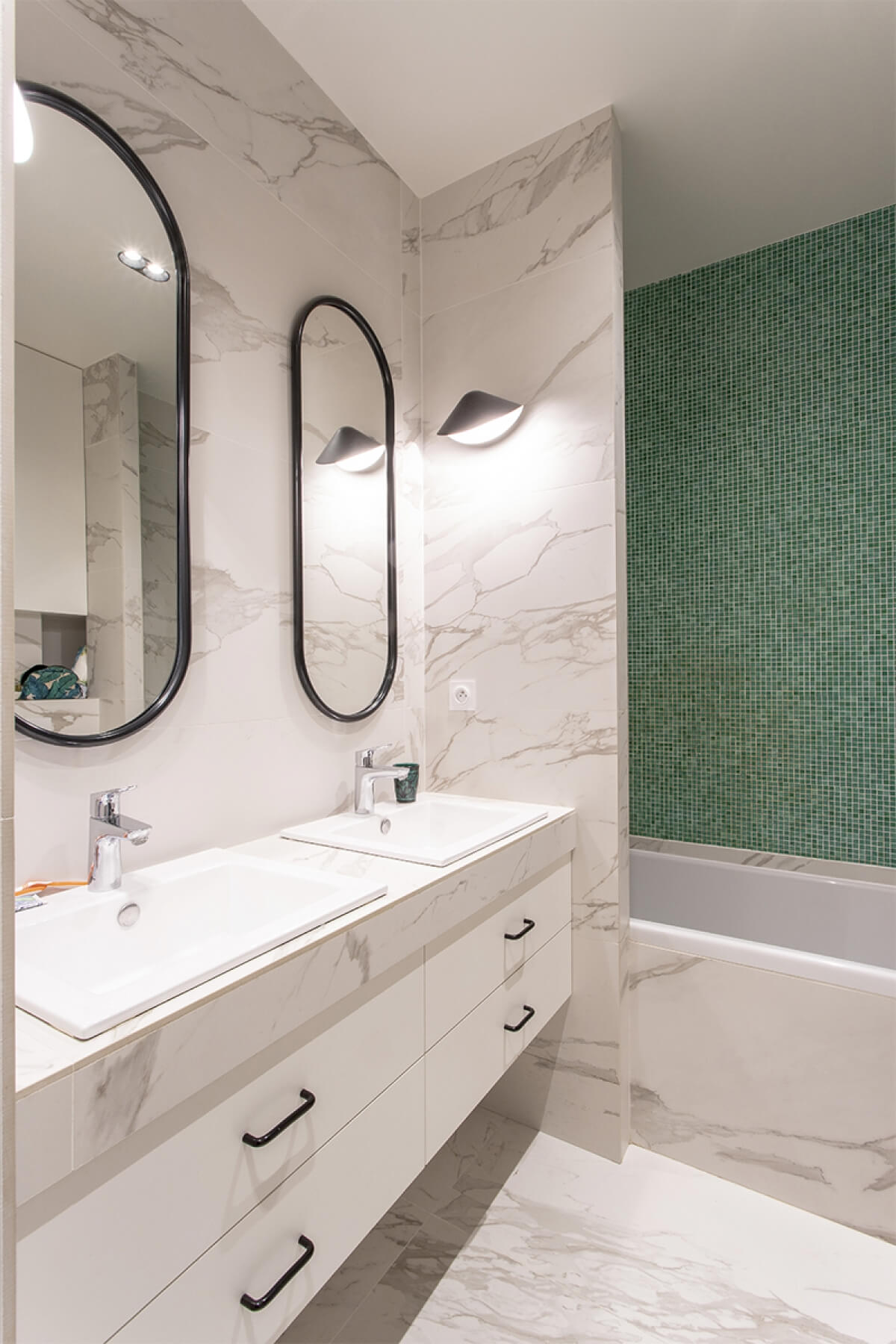 découvrez nos conseils et astuces diy pour rénover ou décorer votre salle de bain à paris. inspirez-vous d'idées créatives, de tutoriels faciles et de solutions économiques pour transformer votre espace selon vos envies.