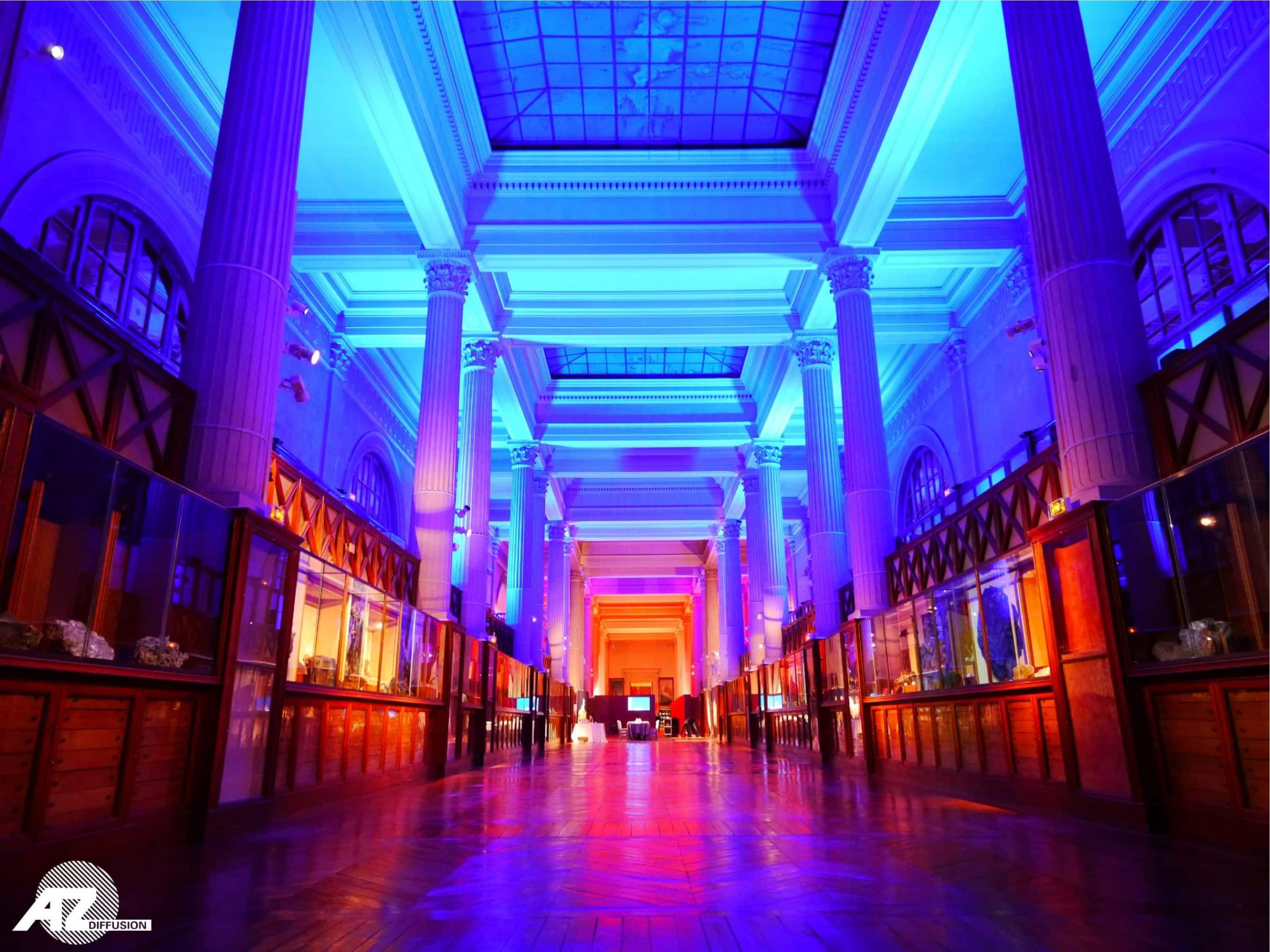 découvrez nos solutions d'éclairage intérieur à paris 5 : conseils, installation et choix de luminaires adaptés pour sublimer votre espace et créer une ambiance chaleureuse.