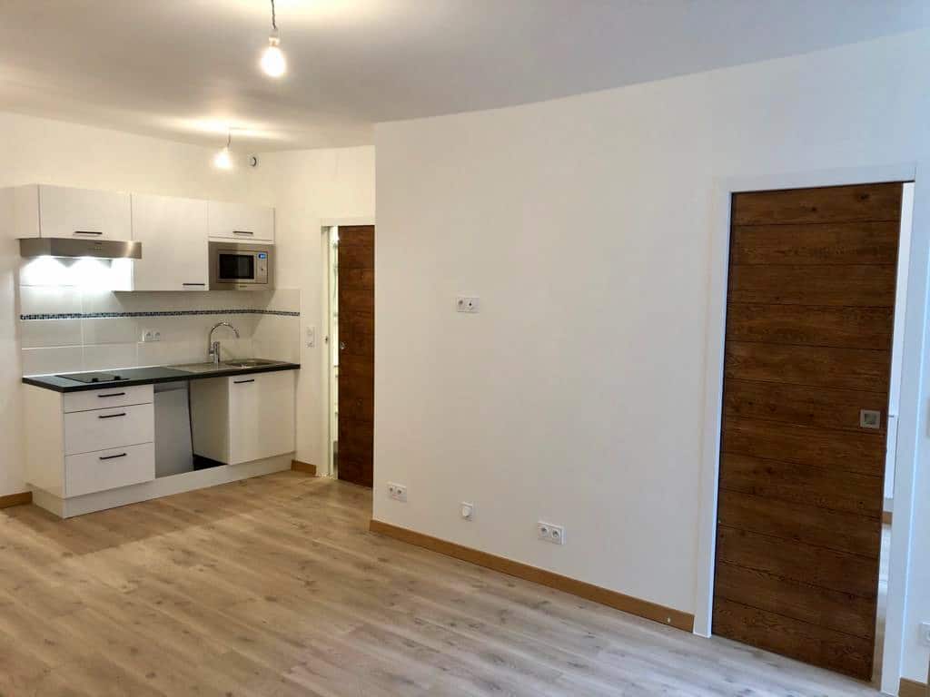 découvrez nos conseils pratiques pour économiser lors de la rénovation de votre appartement à paris 5 : astuces travaux, choix de matériaux et aides disponibles pour maîtriser votre budget.