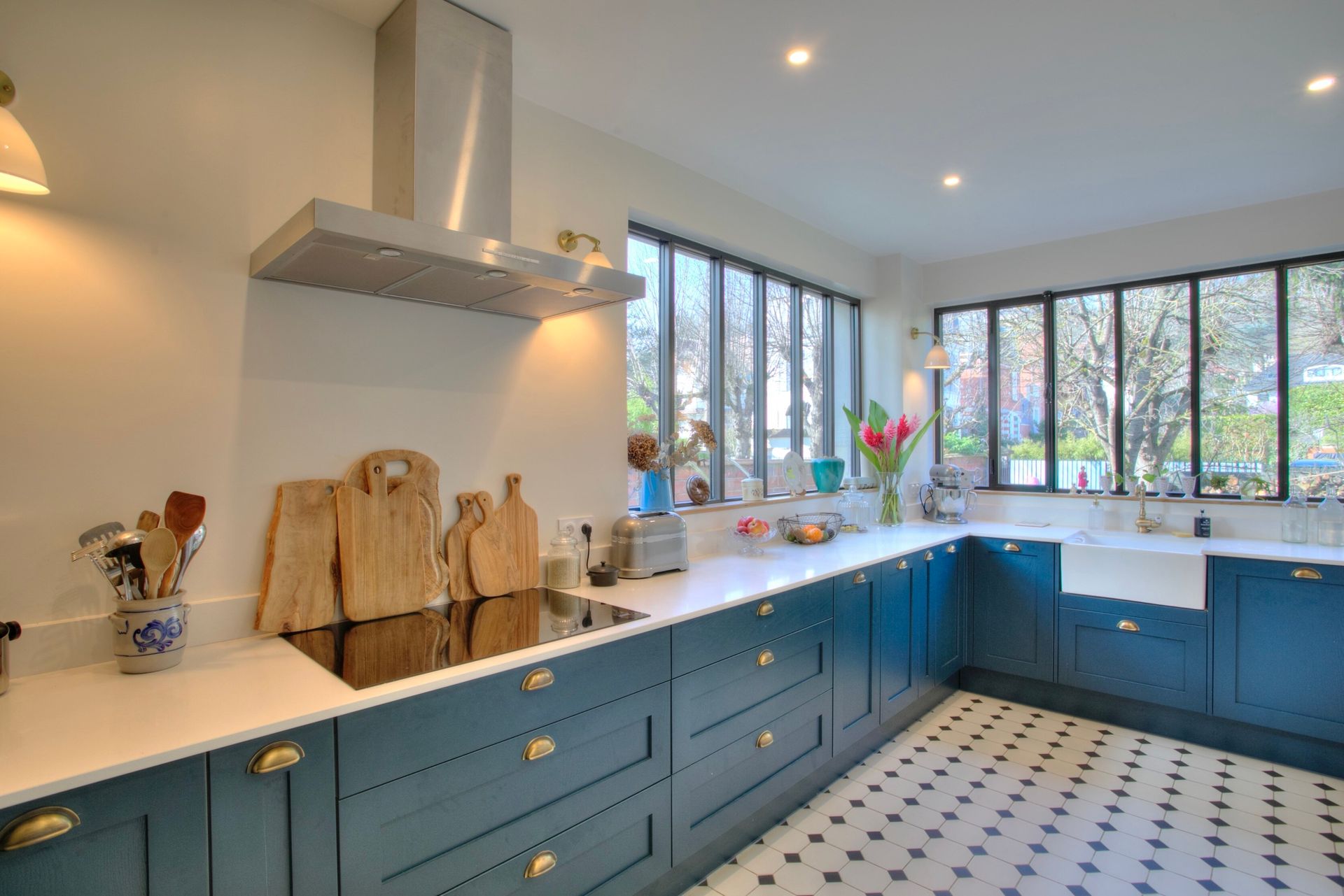 découvrez les erreurs courantes à éviter lors de la rénovation d'une salle de bain à paris et nos conseils pour réussir votre projet sans mauvaise surprise.