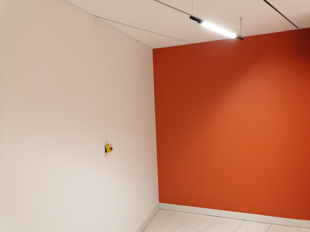 découvrez nos services de finitions peinture à paris 75005 pour 2025 : professionnels qualifiés, finitions soignées, devis gratuit et interventions rapides pour particuliers et professionnels.