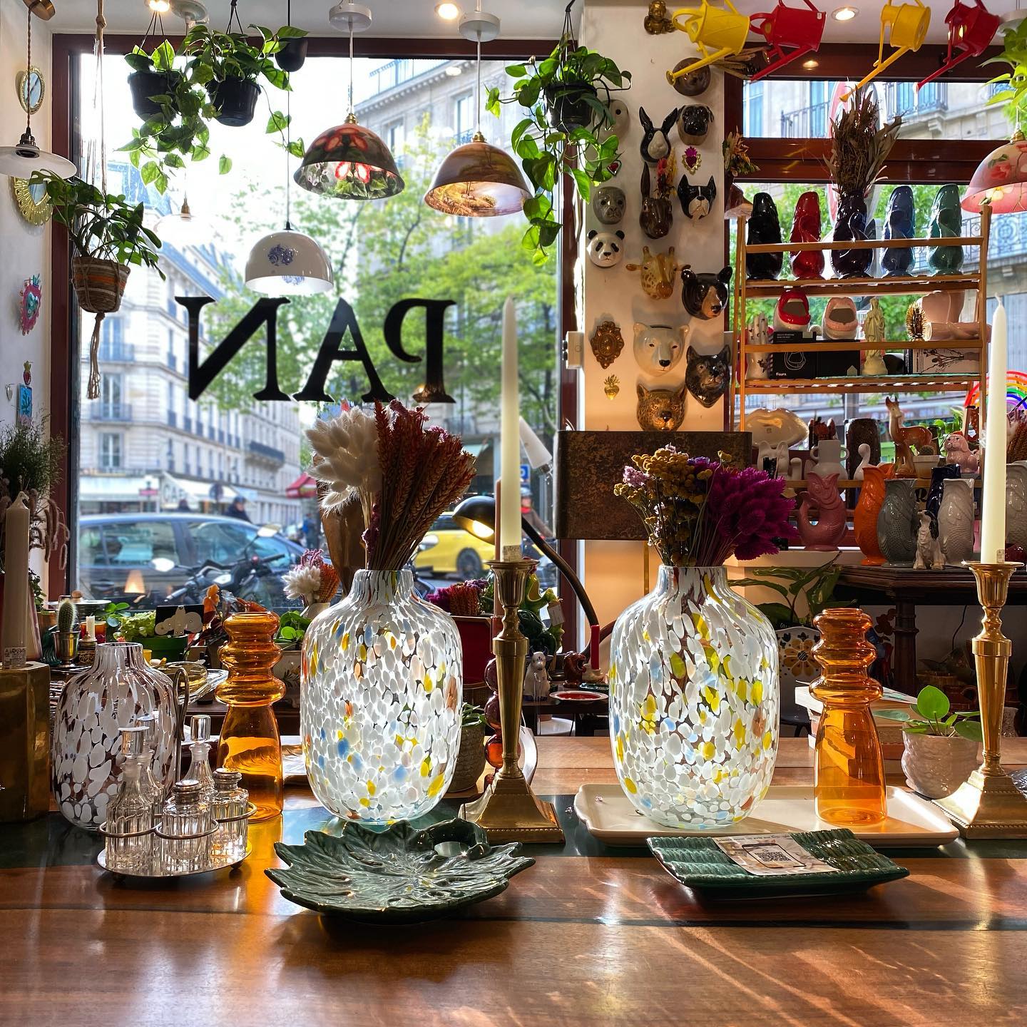 découvrez les meilleures idées déco pour sublimer votre intérieur à paris 5 : inspirations modernes, astuces tendances et adresses incontournables pour personnaliser votre chez-vous avec élégance.