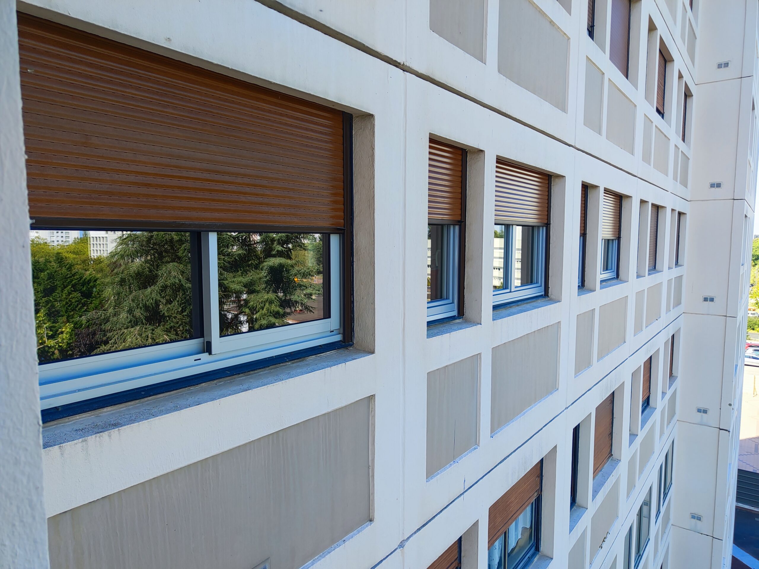 découvrez notre guide complet sur l'isolation intérieure, idéale pour améliorer le confort de votre habitation tout en réduisant vos factures d'énergie. apprenez les techniques et matériaux à utiliser pour bénéficier d'une efficacité optimale.