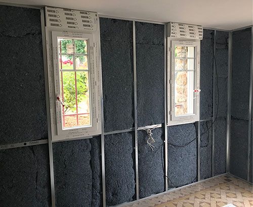 découvrez l'excellence de l'isolation intérieure luxe dans le 75005. profitez de solutions sur mesure alliant confort, esthétique et performance énergétique pour transformer votre espace de vie en un havre de paix.