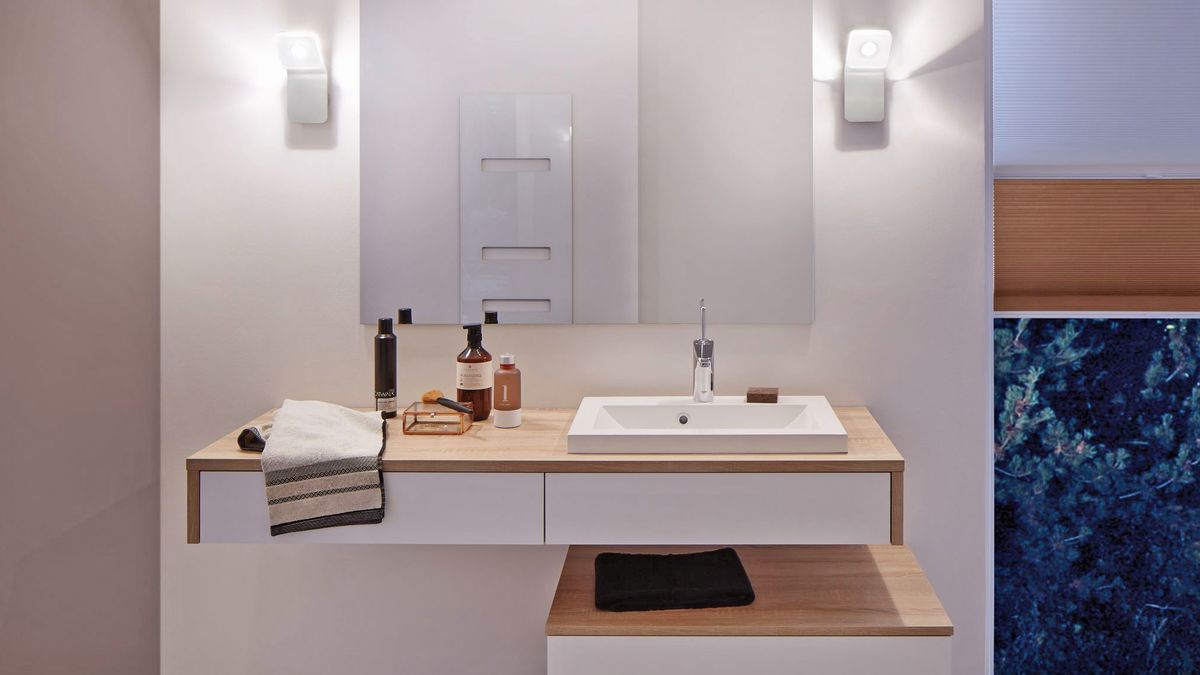 découvrez nos conseils et astuces pour choisir la lumière idéale dans votre salle de bain afin d’allier confort, esthétique et efficacité. éclairez votre espace selon vos besoins !