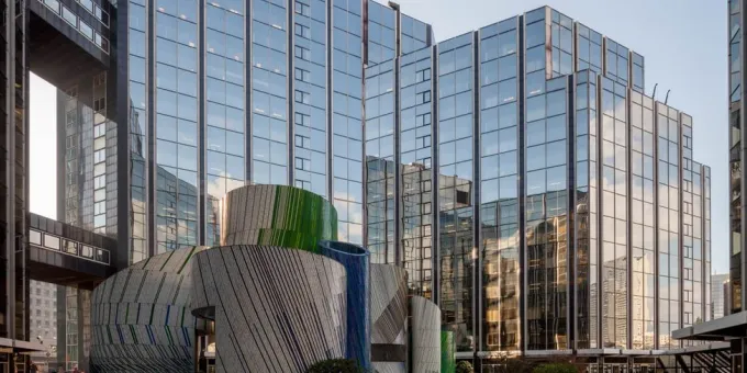 découvrez notre sélection de miroirs design pour sublimer votre espace à paris 5e. trouvez le miroir idéal pour votre intérieur parmi nos modèles tendance et élégants. livraison rapide à paris 5.