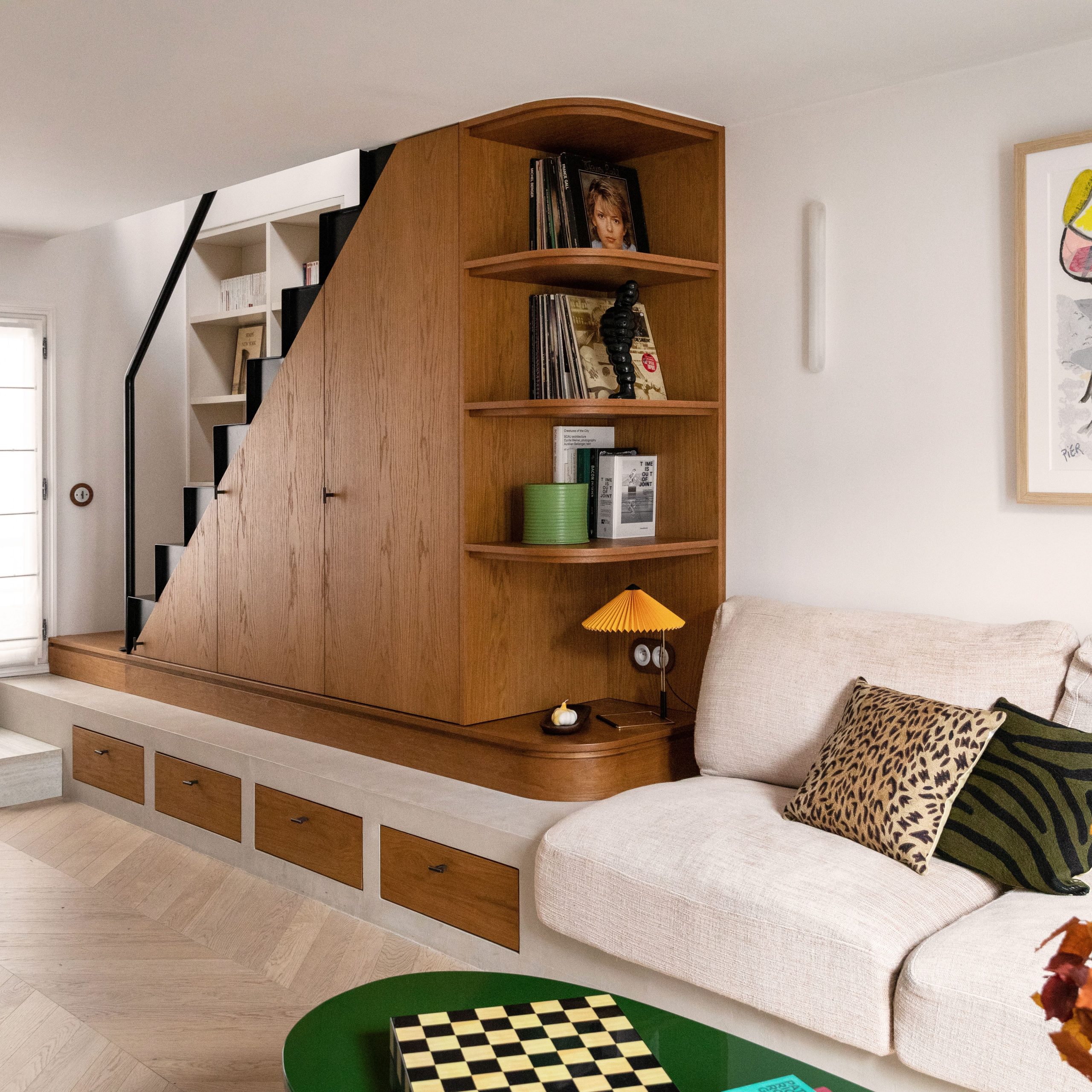 découvrez des astuces pratiques et innovantes pour optimiser l'espace de votre appartement dans le 5ème arrondissement de paris. maximisez chaque mètre carré avec des conseils de décoration, de rangement et d'aménagement, pour créer un intérieur fonctionnel et agréable.