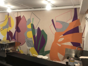 découvrez nos services de peinture intérieure à paris 5, alliant expertise et créativité pour transformer vos espaces de vie. profitez d'une ambiance élégante et personnalisée grâce à nos artisans qualifiés, prêts à réaliser vos projets selon vos goûts et attentes.