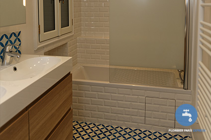 découvrez les prix pour la rénovation d'une salle de bains à paris 75005. conseils, devis personnalisés et estimation des coûts pour transformer votre salle de bains selon vos besoins et votre budget.