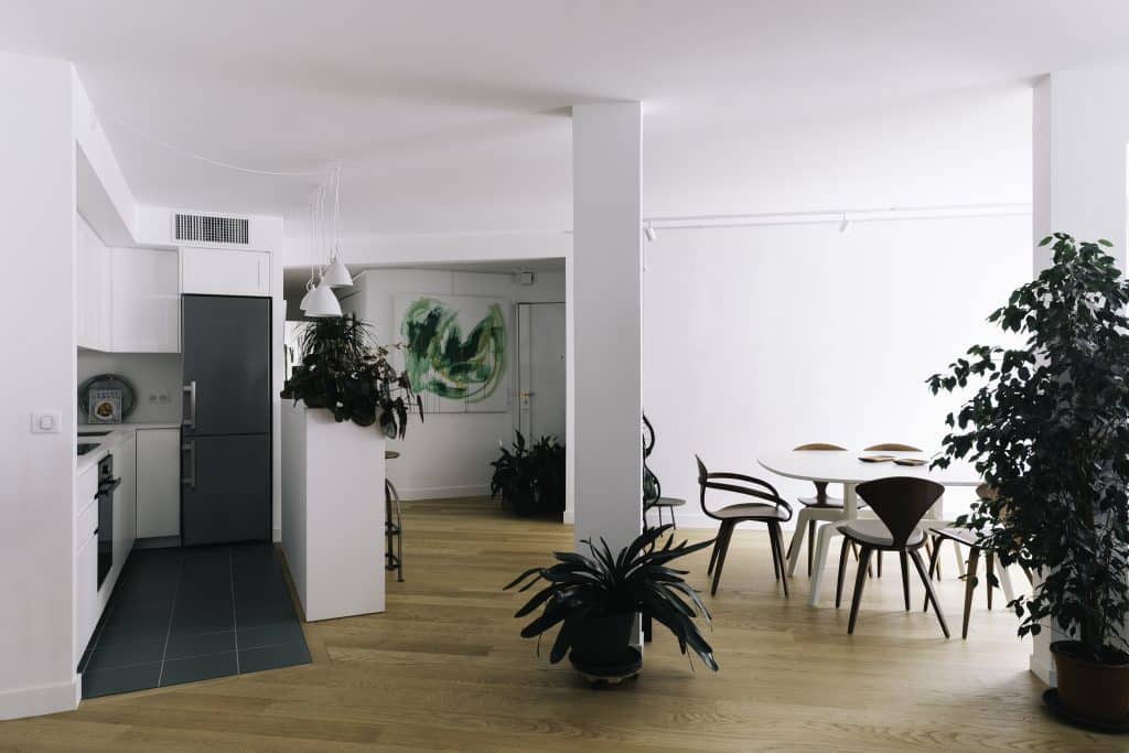 découvrez des astuces et conseils pour réduire le coût de votre rénovation à paris 75005. optimisez votre budget sans sacrifier la qualité de vos travaux !