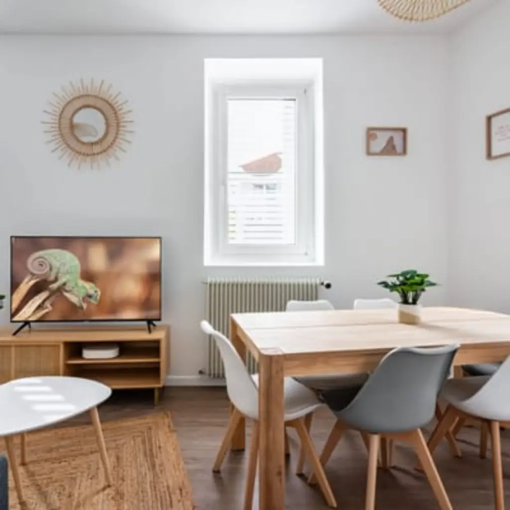 découvrez notre service de rénovation d'appartements dans le 5ᵉ arrondissement. transformez votre espace de vie avec style grâce à nos experts en aménagement intérieur et en rénovation. contactez-nous pour un devis personnalisé!