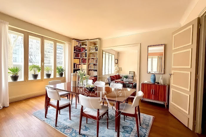 confiez la rénovation de votre appartement dans le 5ᵉ arrondissement à des experts. agencement, design, travaux : bénéficiez d’un accompagnement sur-mesure pour sublimer votre bien.