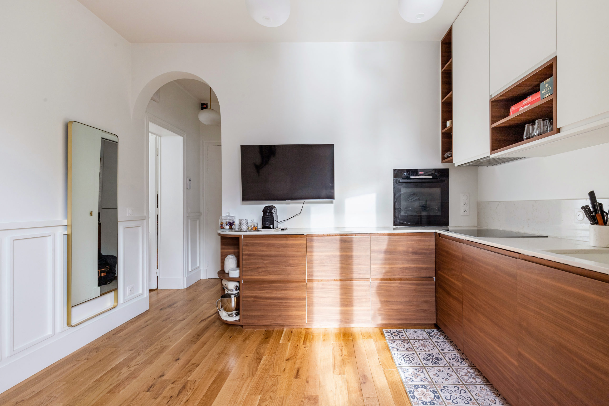 découvrez nos services de rénovation d'appartement dans le 5ème arrondissement de paris (75005). transformez votre espace de vie avec nos experts en rénovation, alliant modernité et confort, pour un intérieur qui vous ressemble.