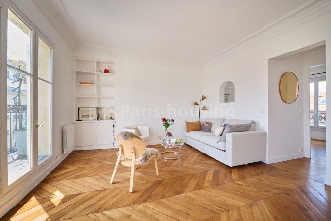 découvrez nos services de rénovation d'appartement dans le 75005. transformez votre espace de vie avec des solutions modernes et personnalisées qui allient confort et style.