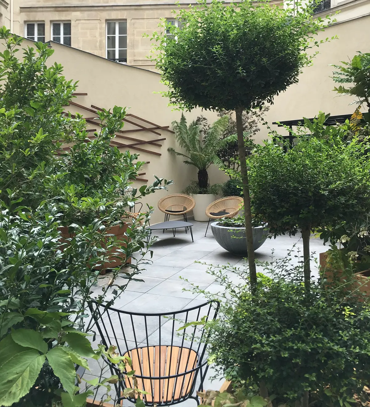 confiez la rénovation de votre balcon à paris 75005 à des experts. profitez d’un espace extérieur moderne, sécurisé et esthétique. devis gratuit et interventions rapides dans le 5e arrondissement.