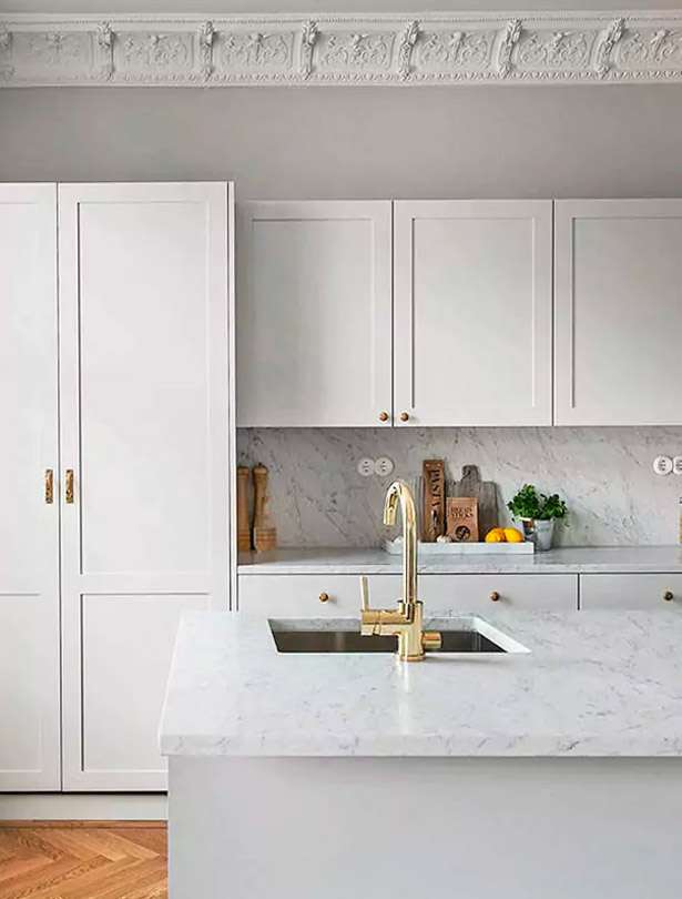 découvrez nos services de rénovation de cuisine dans le 75005. transformez votre espace culinaire avec des designs modernes, des matériaux de qualité et un savoir-faire exceptionnel. contactez-nous pour un devis personnalisé et redonnez vie à votre cuisine.