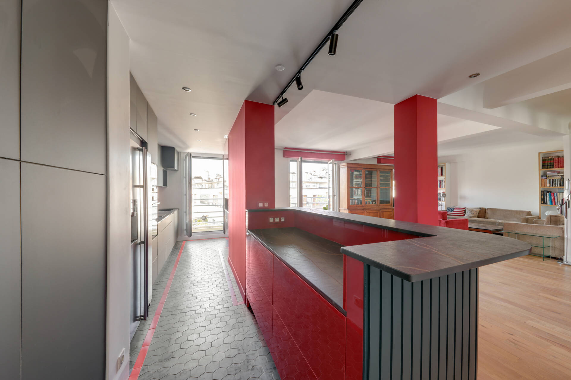 découvrez nos services de rénovation de cuisine à paris 5. transformez votre espace culinaire avec des designs modernes et des matériaux de qualité, tout en profitant de notre expertise locale. contactez-nous pour un devis personnalisé!