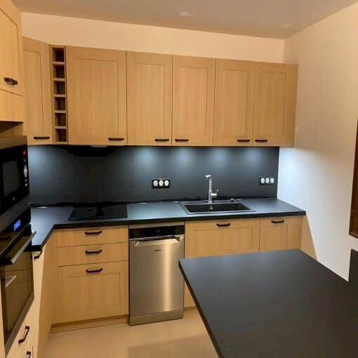 découvrez nos services de rénovation de cuisine à paris 75005. transformez votre espace culinaire en un lieu élégant et fonctionnel grâce à nos experts en design et construction. obtenez un devis gratuit dès aujourd'hui!