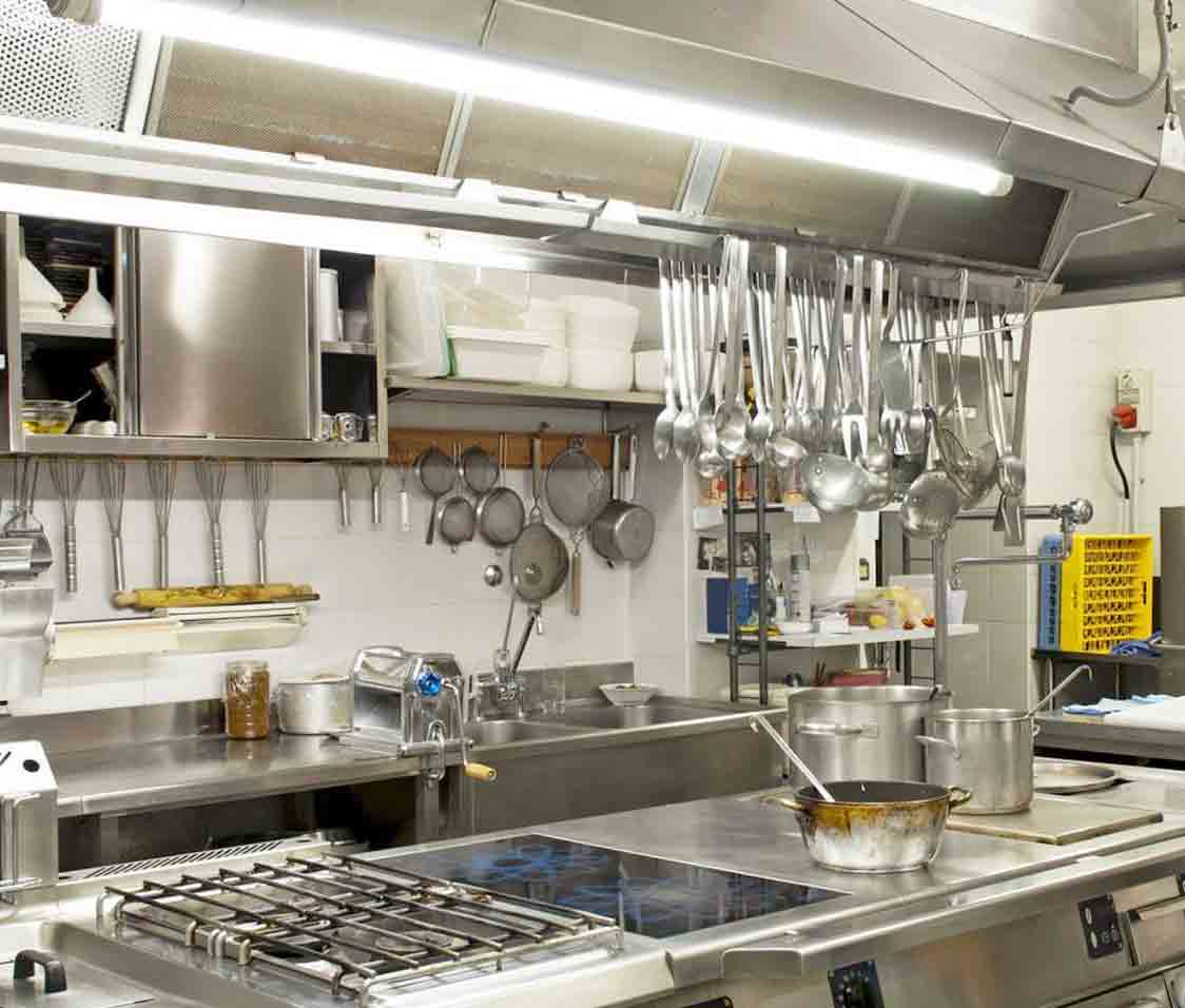 découvrez nos services de rénovation de cuisine à paris 75005. transformez votre espace culinaire en un lieu moderne et fonctionnel. contactez-nous pour un devis personnalisé!