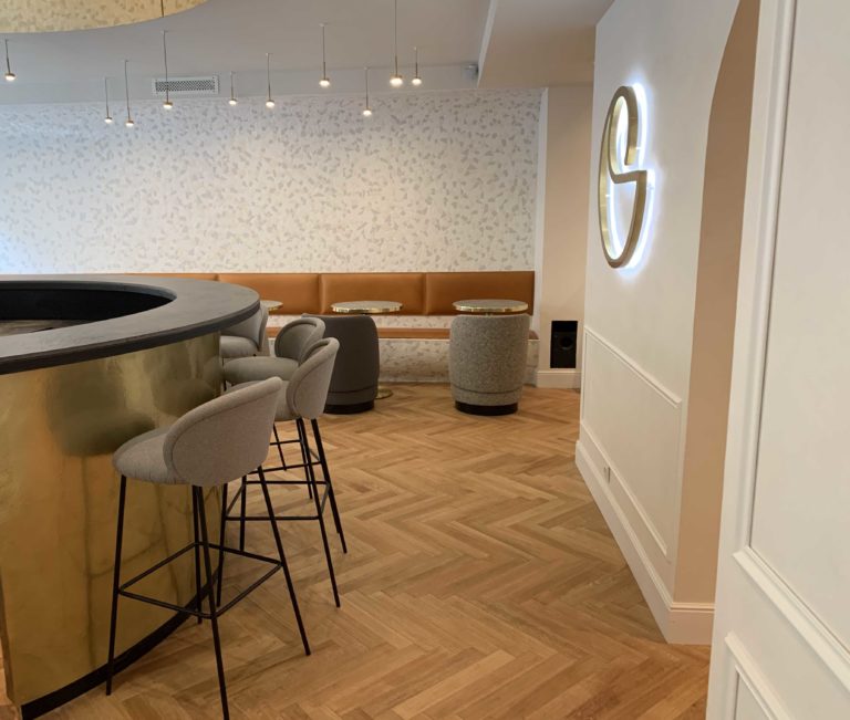 découvrez nos services de rénovation haut de gamme dans le 5ème arrondissement de paris. transformez votre espace avec des finitions de qualité supérieure et un design sur mesure pour un résultat à la hauteur de vos attentes.