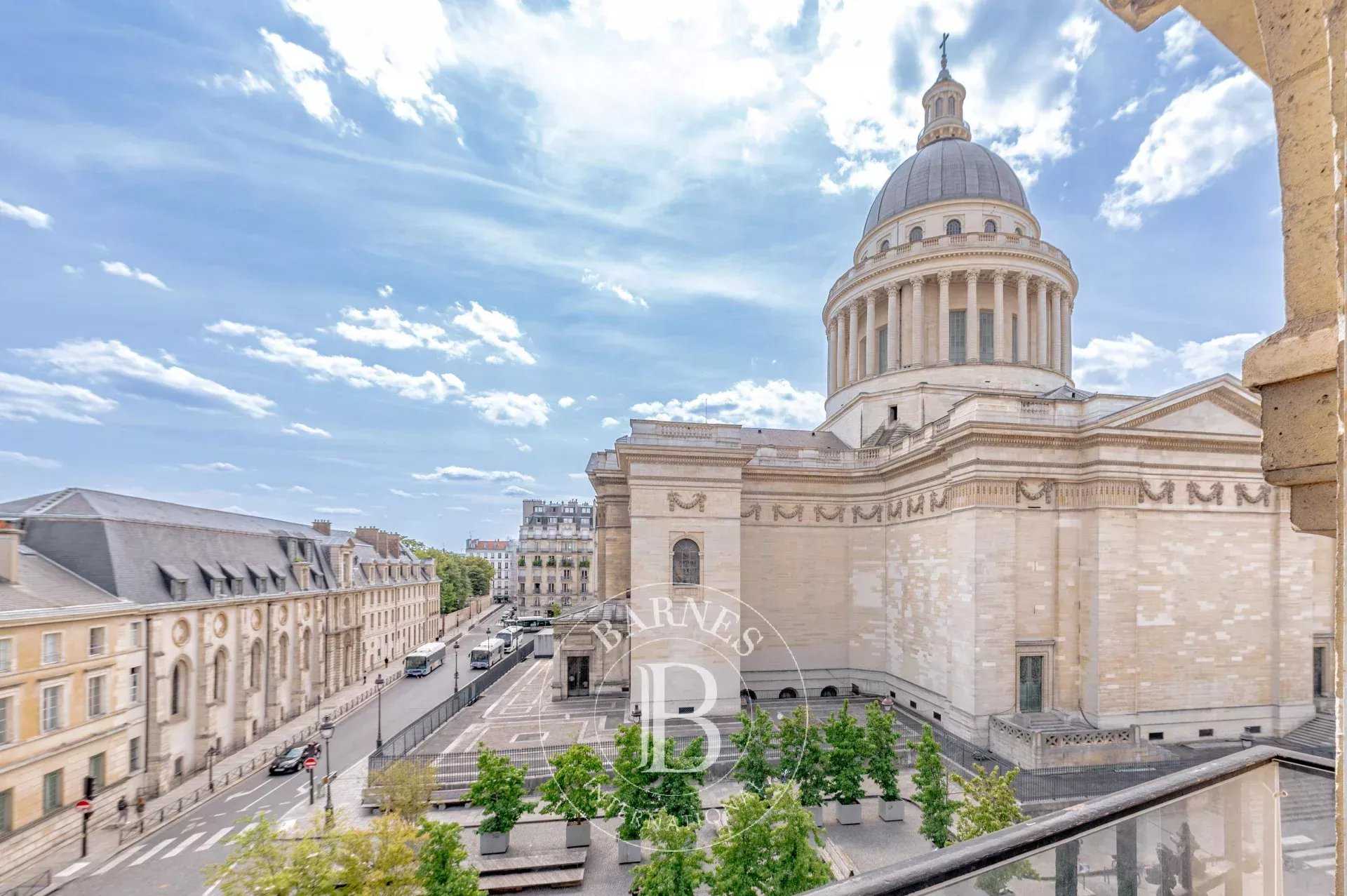 découvrez des services de rénovation de luxe dans le 5ème arrondissement de paris. transformez votre espace avec des finitions haut de gamme et un design unique, alliant élégance et modernité.