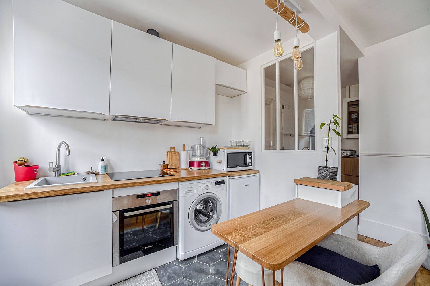 confiez la rénovation de votre appartement ou maison à paris 75005 à des experts qualifiés. travaux sur mesure, conseils personnalisés et devis gratuit pour redonner vie à votre intérieur dans le 5ème arrondissement.