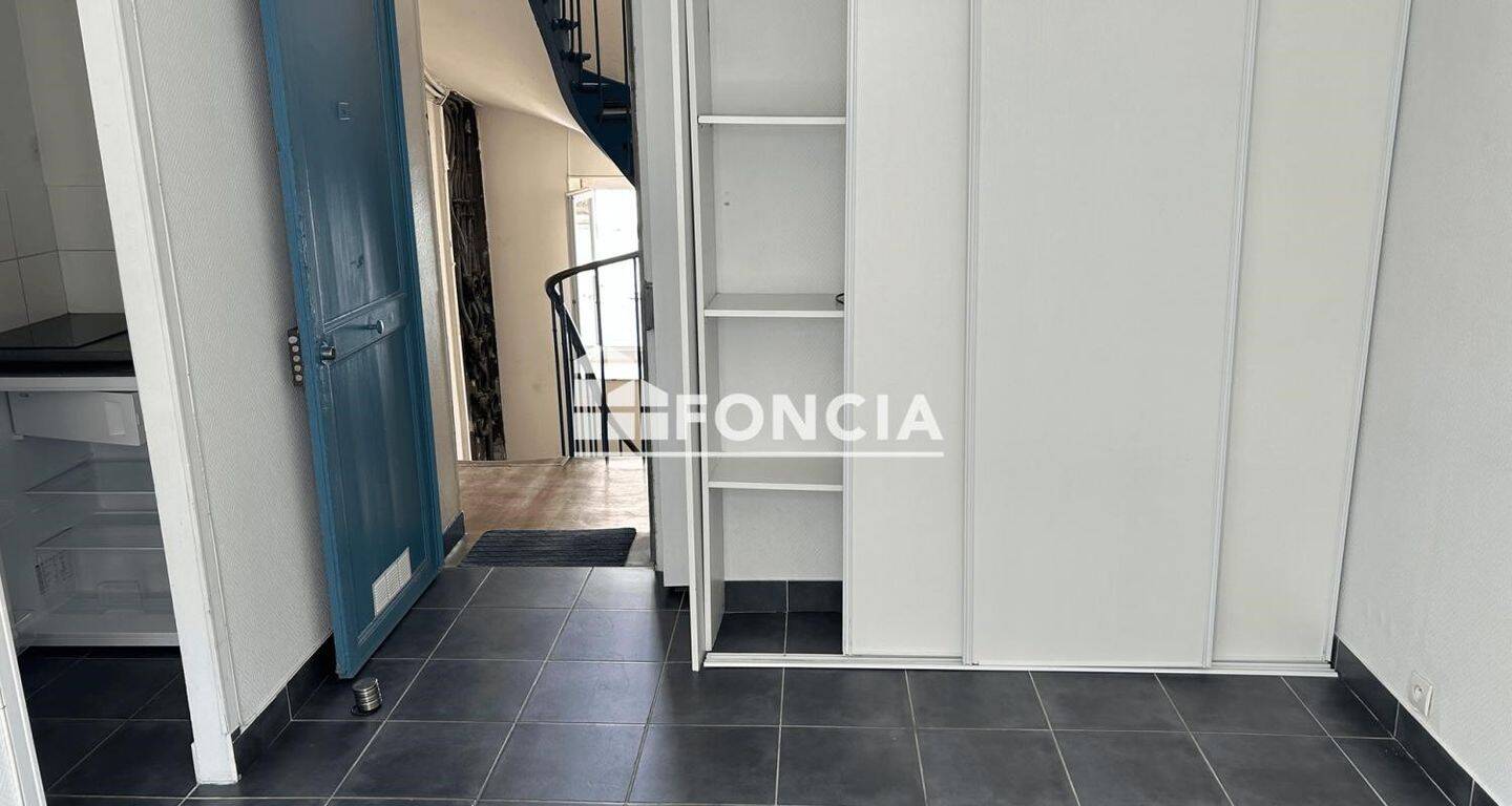 découvrez nos services de rénovation à paris, dans le 75005. transformez votre espace en un lieu moderne et fonctionnel grâce à nos experts. contactez-nous pour un devis personnalisé.