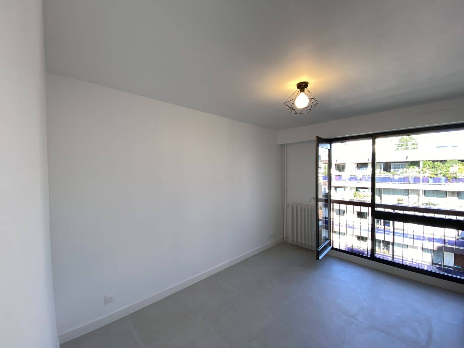 confiez votre projet de rénovation à paris 75020 à notre équipe d'experts. qualité, rapidité et professionnalisme pour donner une nouvelle vie à votre intérieur.