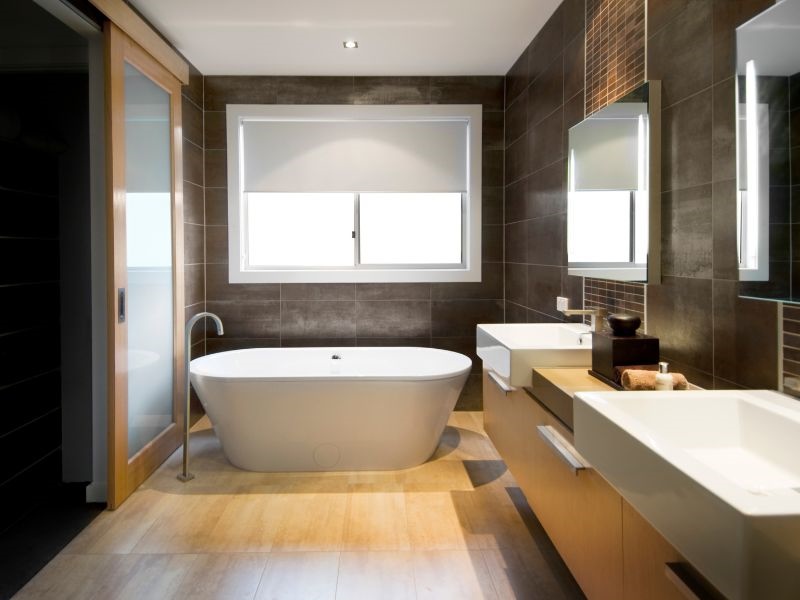 confiez la rénovation de votre salle de bain à paris 75005 à des experts. modernisation, optimisation de l’espace et prestations sur mesure pour un résultat élégant et fonctionnel.