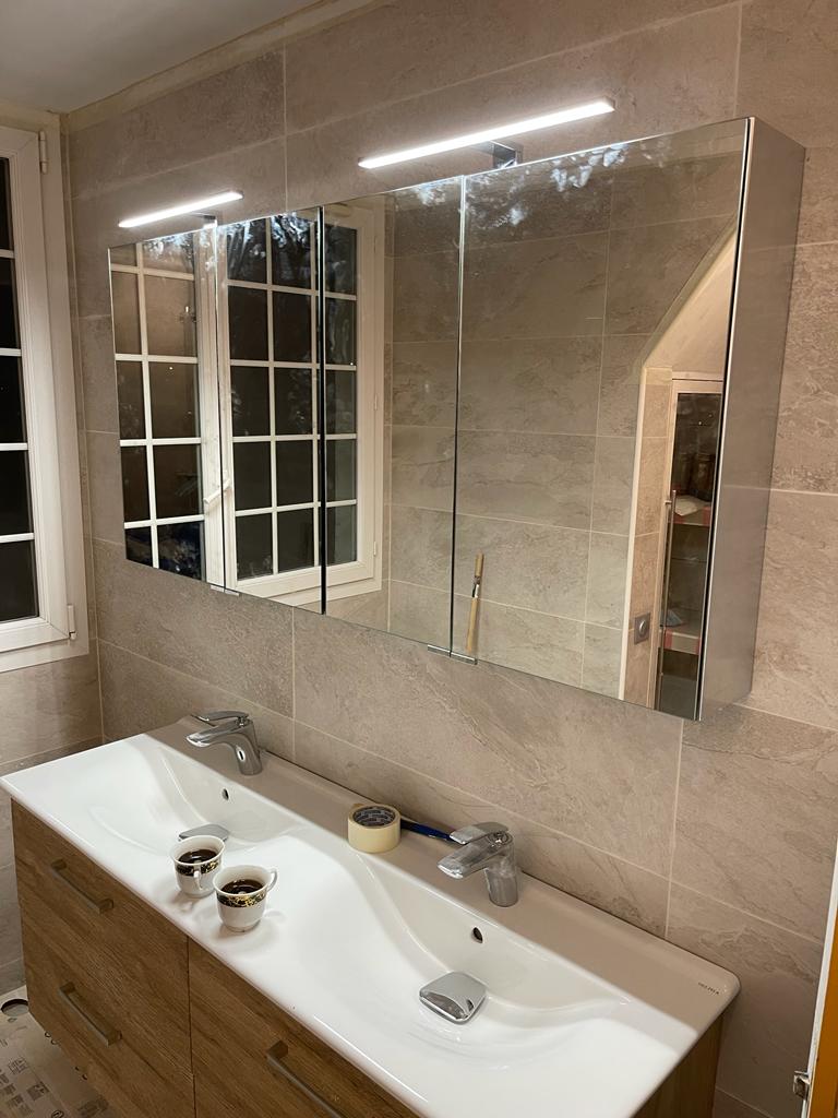 découvrez nos services de rénovation de salle de bain à paris 75005. transformez votre espace avec des designs modernes, des matériaux de qualité et un savoir-faire exceptionnel. contactez-nous pour un devis personnalisé et modernisez votre salle de bain selon vos envies.
