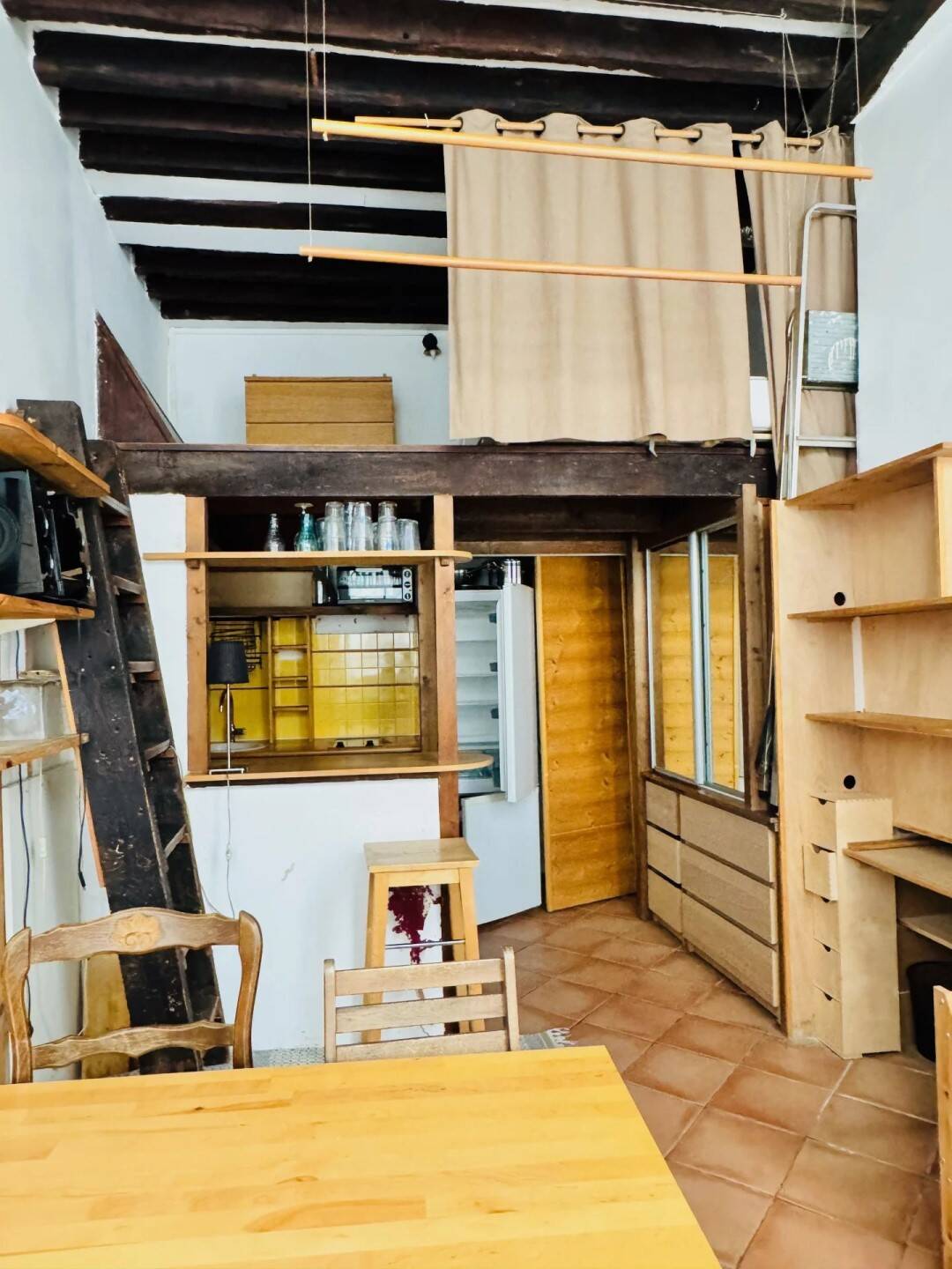 découvrez nos services de rénovation de studio à paris 75005. transformez votre espace de vie en un havre de paix moderne et fonctionnel grâce à notre expertise en design et construction. contactez-nous pour un projet sur mesure qui répond à vos attentes.