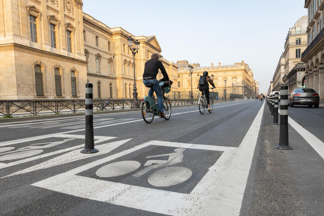 découvrez tout sur la nouvelle circulation à rivoli : changements de sens, aménagements urbains et impact pour les usagers. restez informé des dernières mesures et conseils pour circuler facilement dans le centre de paris.