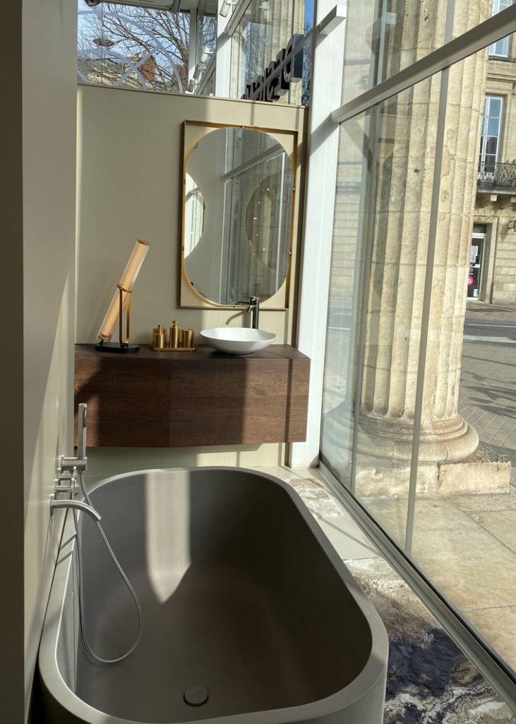 découvrez des idées et solutions pour une salle de bain moderne dans le 5ème arrondissement de paris (75005) : designs élégants, matériaux tendance et astuces d’aménagement pour optimiser votre espace.