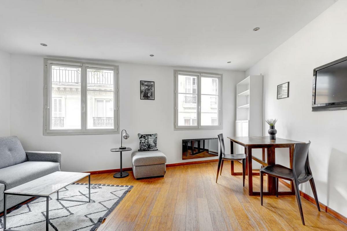découvrez comment valoriser votre studio à paris 75005 grâce à des conseils pratiques et astuces pour optimiser l'espace, augmenter la valeur locative et séduire les acquéreurs ou locataires potentiels.