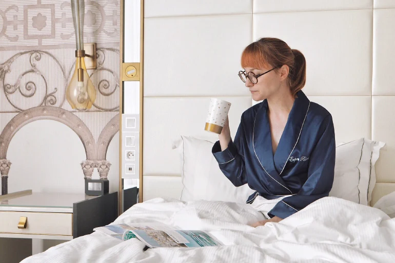 découvrez comment créer une ambiance cocooning dans votre chambre à paris grâce à des conseils déco, des textiles douillets et des idées pour un espace chaleureux et réconfortant.