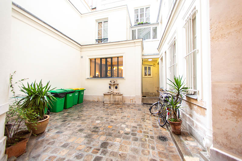 découvrez nos conseils et solutions pour l’aménagement d’appartements à paris : optimisation de l’espace, décoration moderne, idées gain de place et inspiration pour transformer votre intérieur parisien.