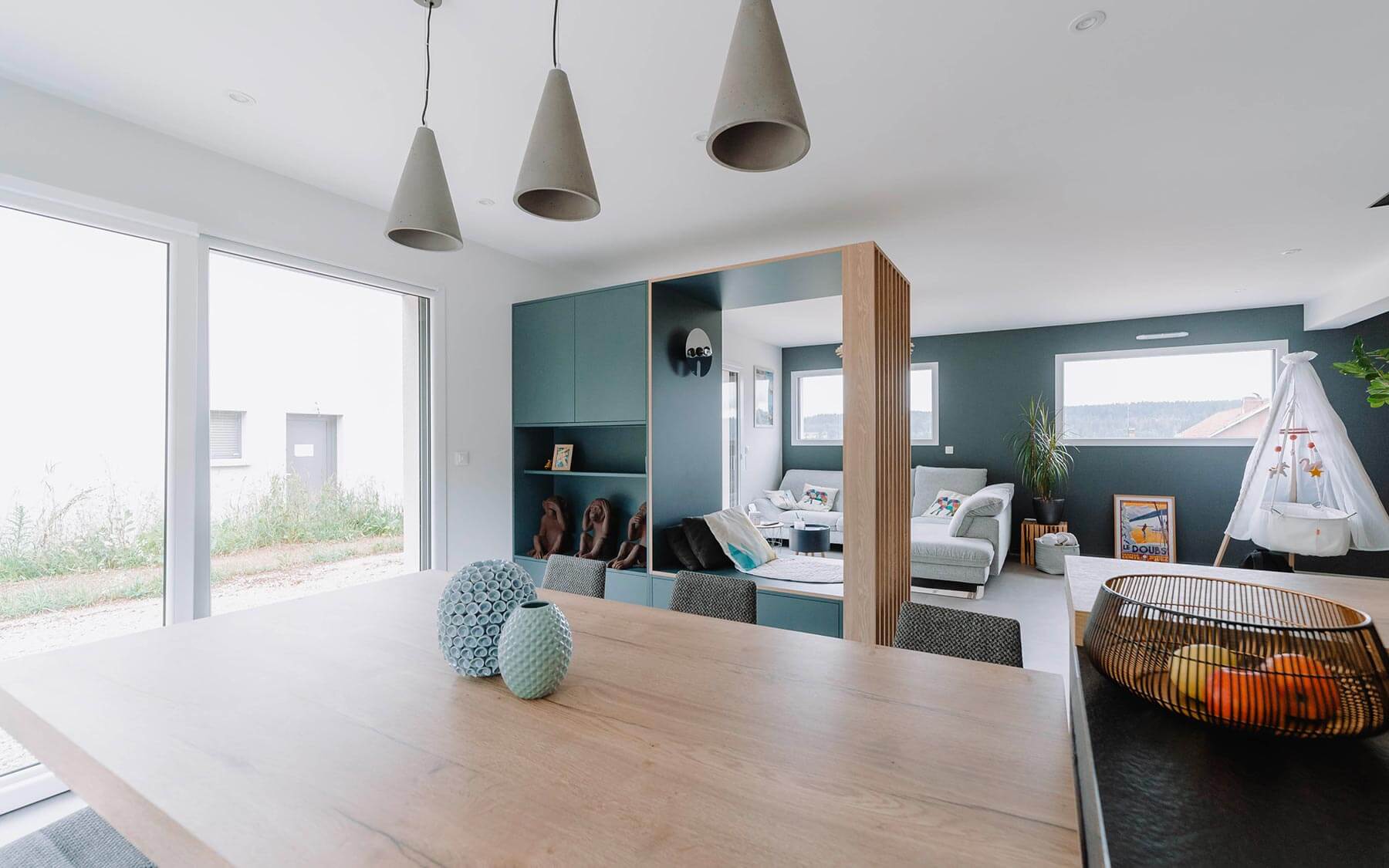 découvrez nos solutions d'aménagement intérieur sur mesure à paris 5ᵉ. optimisez votre espace avec un design élégant et fonctionnel pour votre appartement ou bureau.