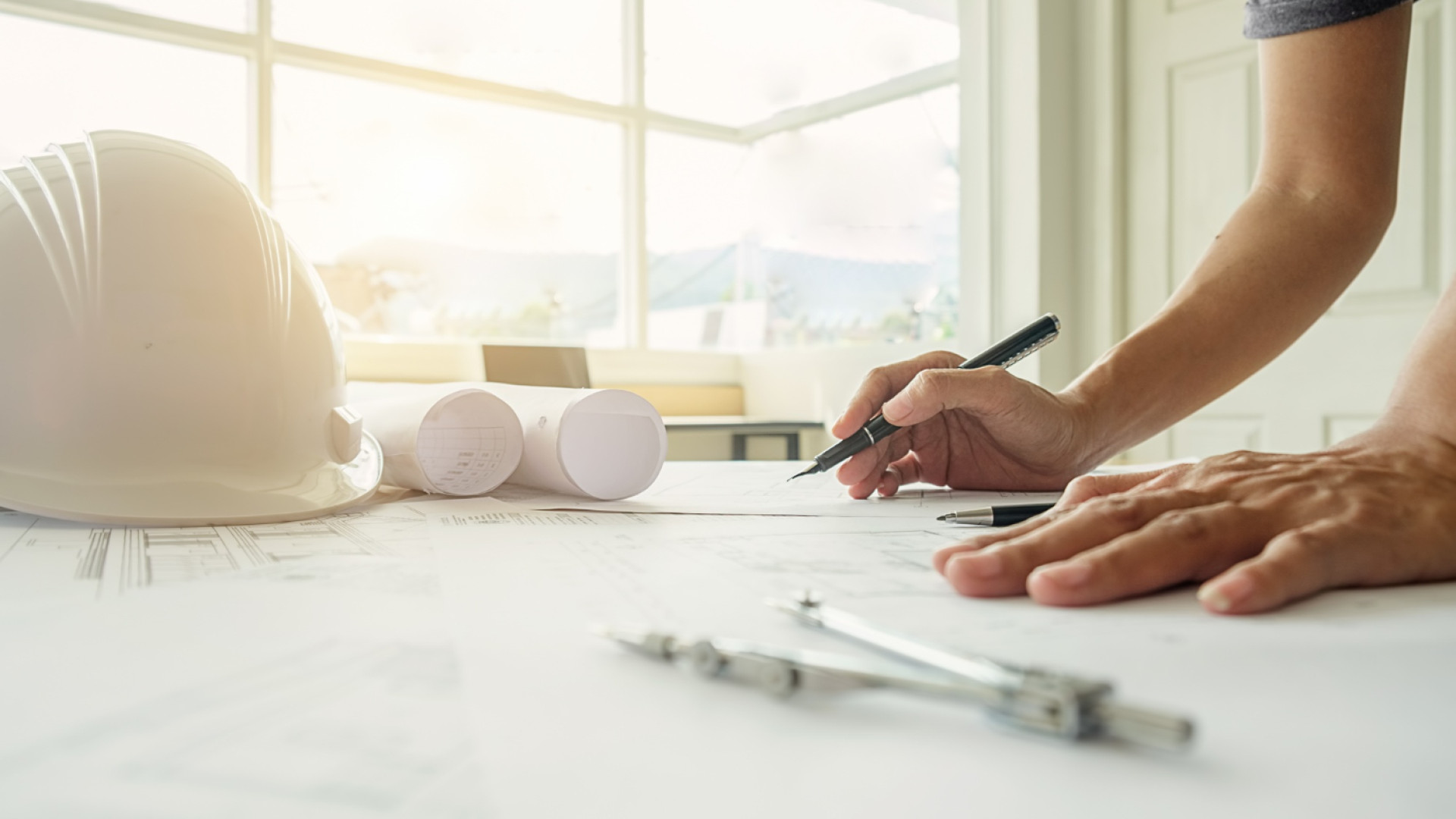 découvrez comment les chantiers locaux favorisent l'emploi, dynamisent l'économie de proximité et participent au développement durable de votre région.