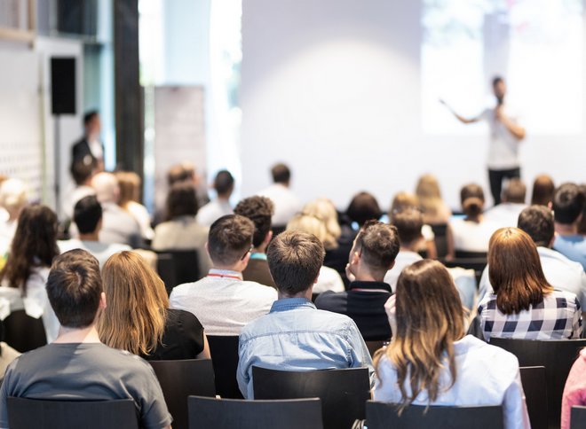 découvrez le programme des conférences organisées à notre-dame de paris : rencontres spirituelles, débats historiques et échanges culturels au cœur de la célèbre cathédrale. informations, dates et intervenants à ne pas manquer.